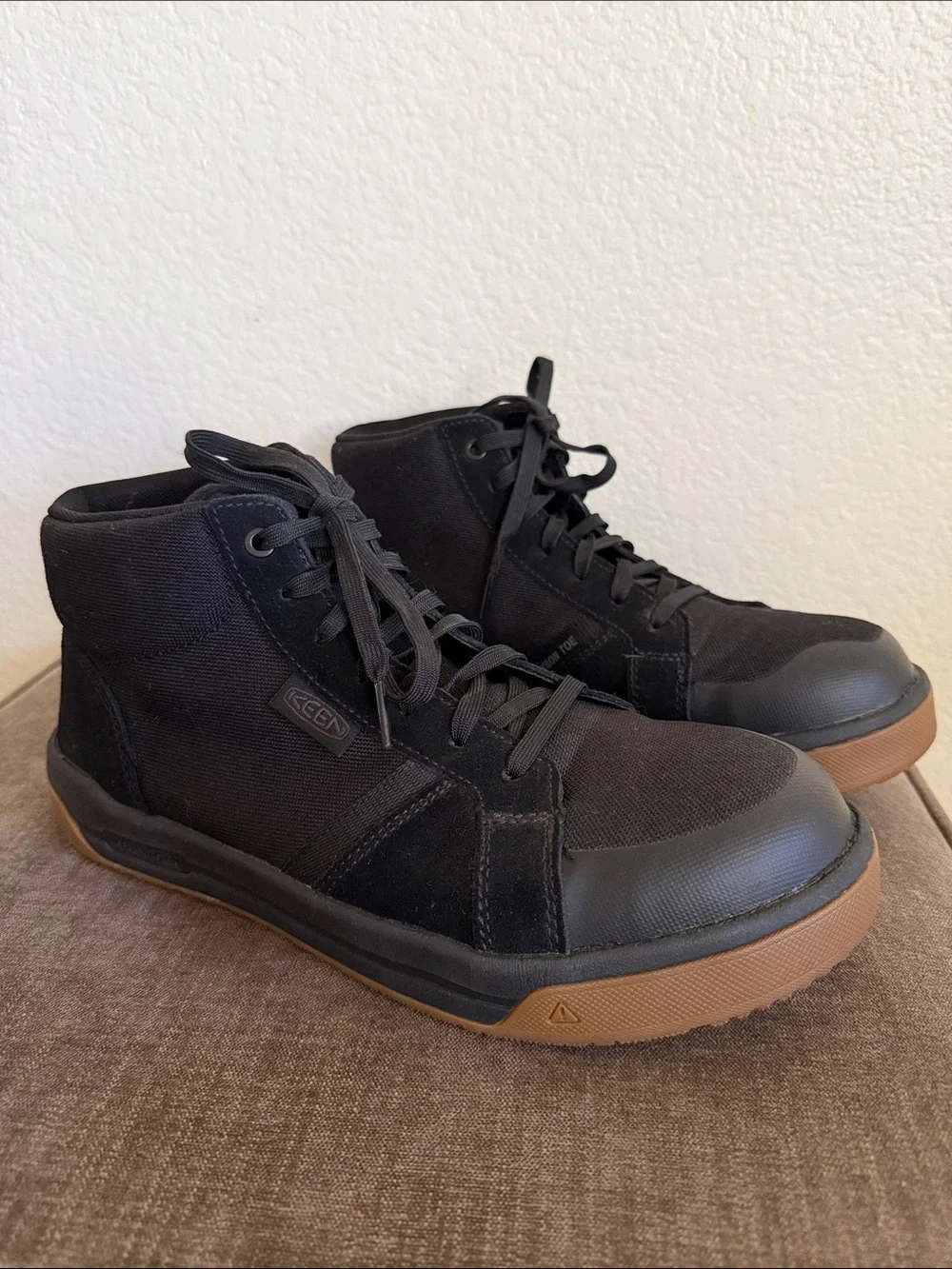 KEEN Men's Kenton Mid Work Shoes with Carbon Toe